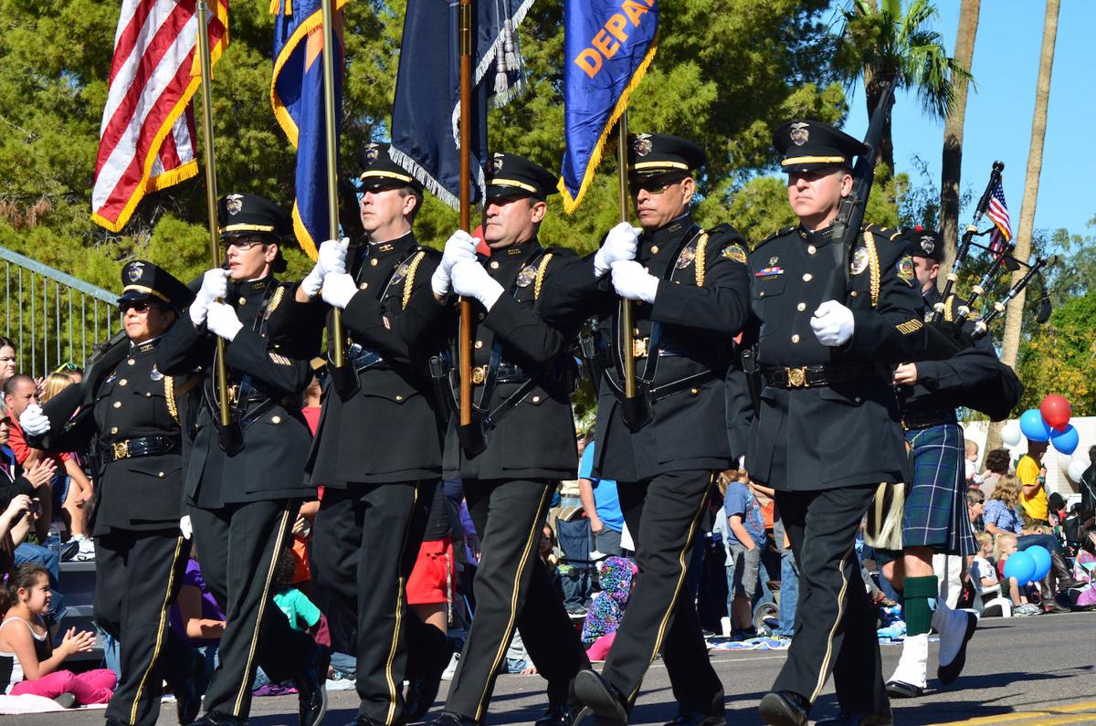 Tempe Veterans Day Parade Downtown Tempe Az