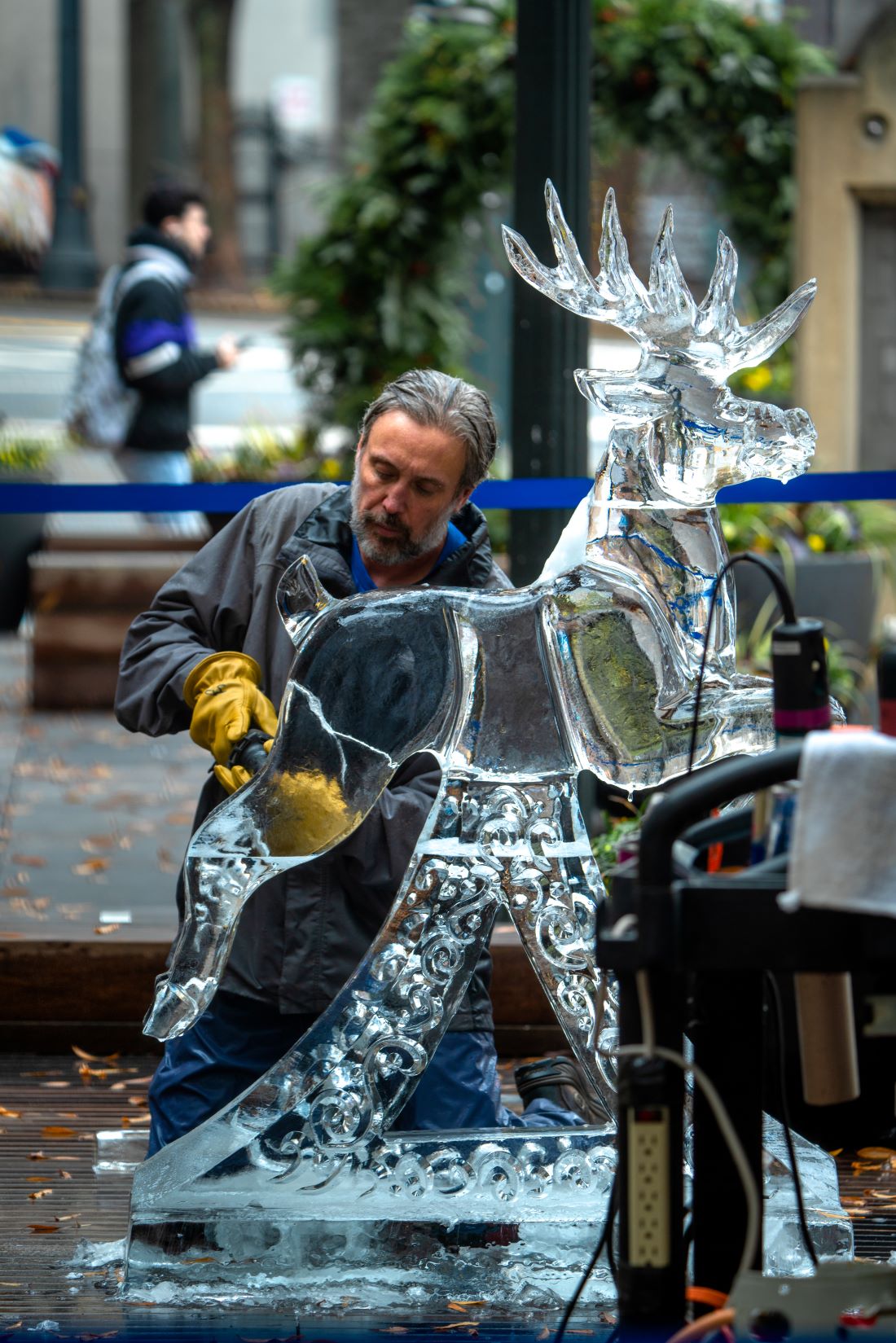 Ice Carvers in Broad Street's Winter Wonderland